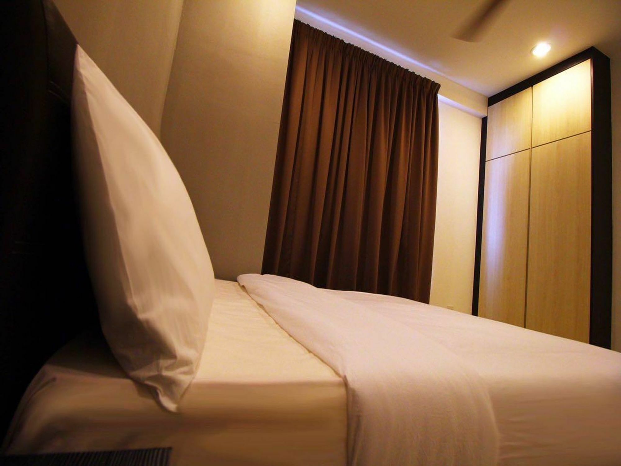 Mansion One Service Apartment George Town Esterno foto