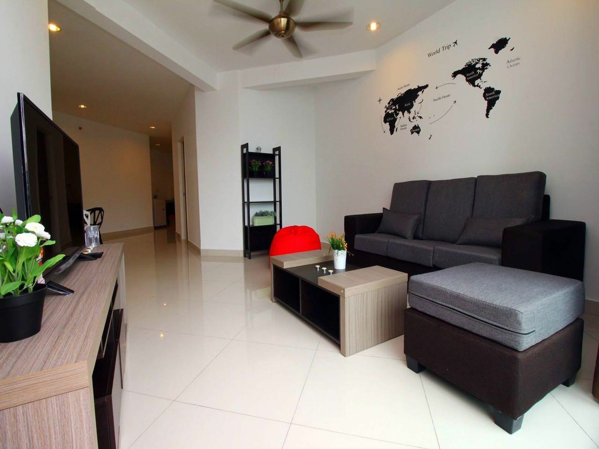 Mansion One Service Apartment George Town Esterno foto