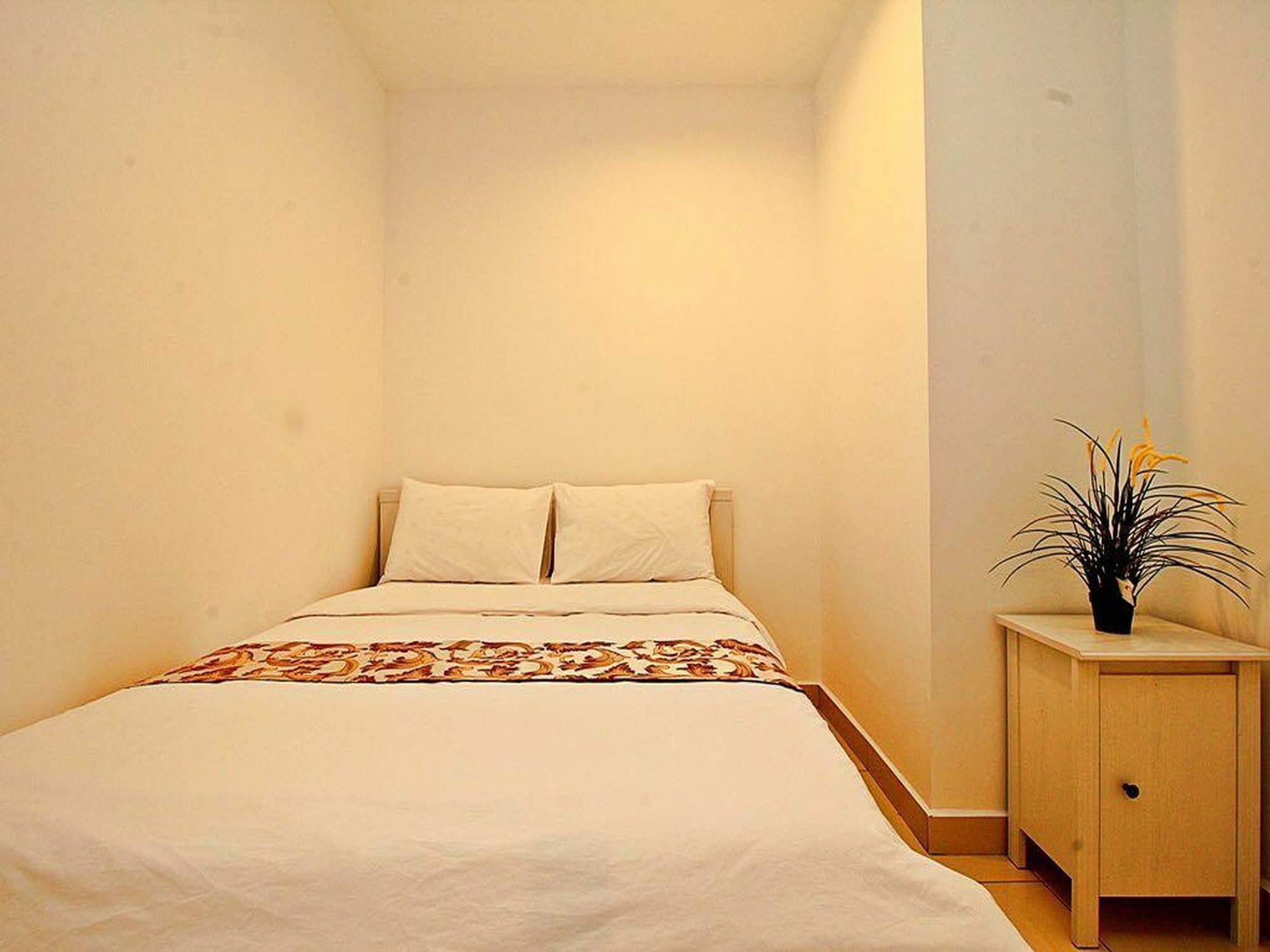 Mansion One Service Apartment George Town Esterno foto